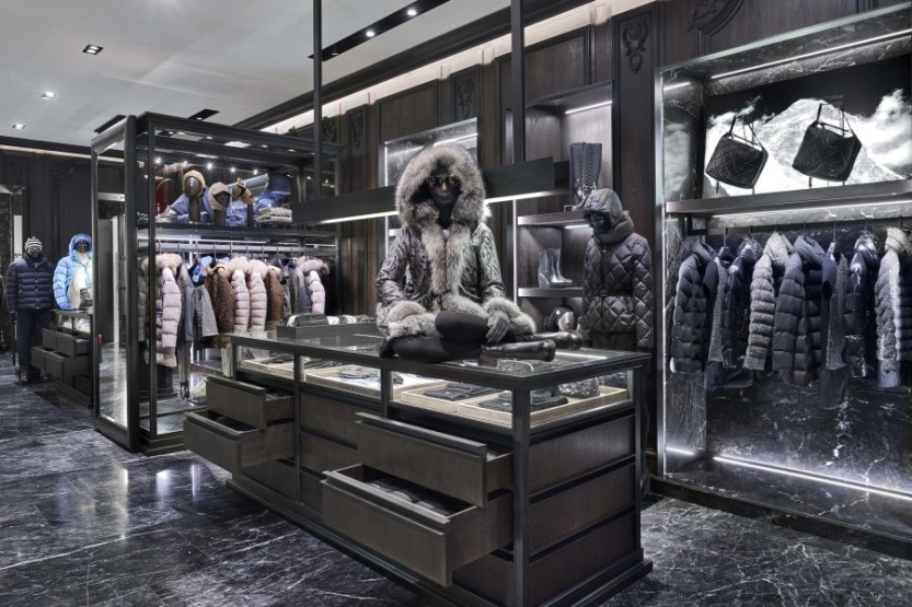 MONCLER OPENS IN SOUTH COAST PLAZA - MR 