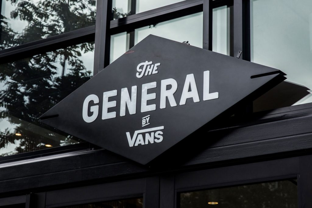 the general by vans